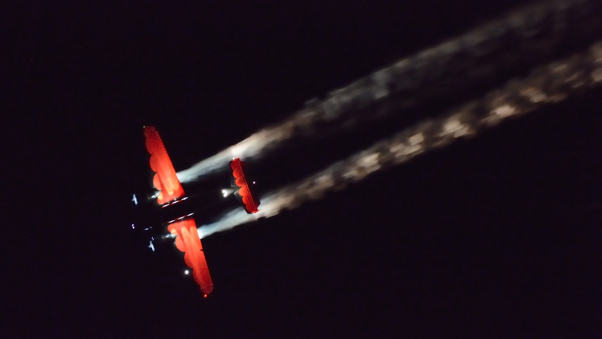 EAA AirVenture night airshow