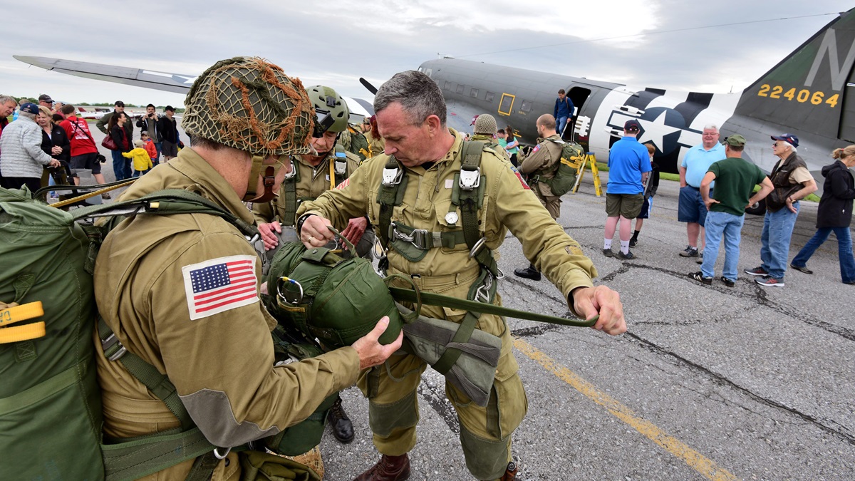 World War II aircraft at AOPA Fly-In