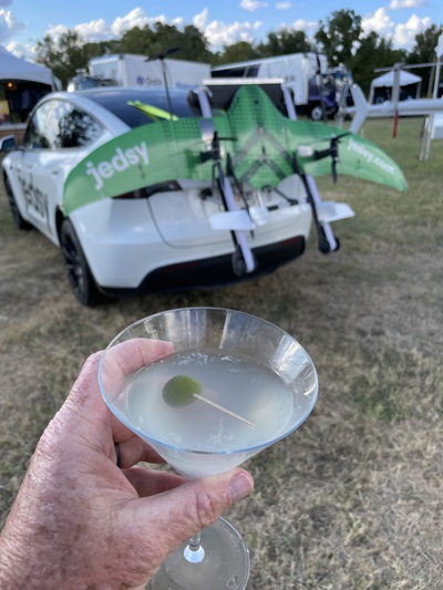 The Jedsy drone, designed to shuttle medical samples up to 62 miles, shook (not stirred) a cocktail for UP.Summit attendees. Photo by Tom Haines.