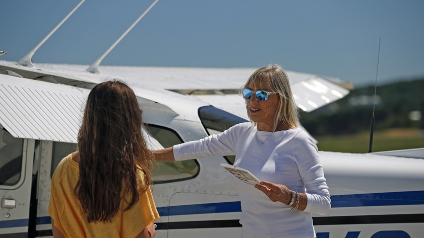 Applications for AOPA flight training scholarships must be submitted by March 15 at 11:59 p.m. Eastern Daylight Time. Photo by Chris Rose.