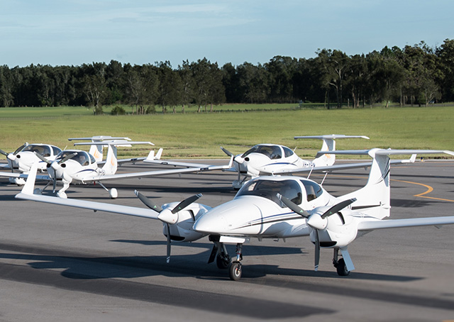 Australian International Aviation College added eight Diamond Aircraft to its growing fleet of training aircraft including six single-engine DA40 airplanes and a pair of DA42-VI Jet A twins. Photo courtesy of Anne Johnston, AIAC.