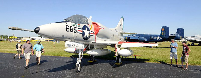 This Douglas A-4 Skyhawk attracted attention.