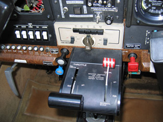 Cessna 182 controls