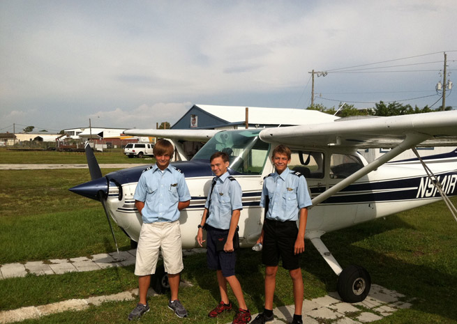 Free flight lessons for teens
