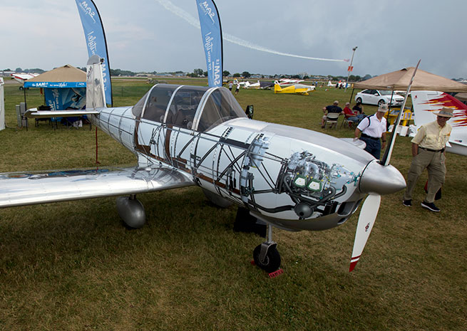 The SAM LS at AirVenture, exposed, at least in paint. 