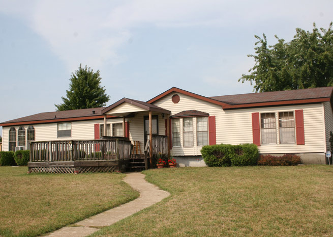 Hobart airport for sale in Indiana. Photo courtesy of Hangar Homes Realty.