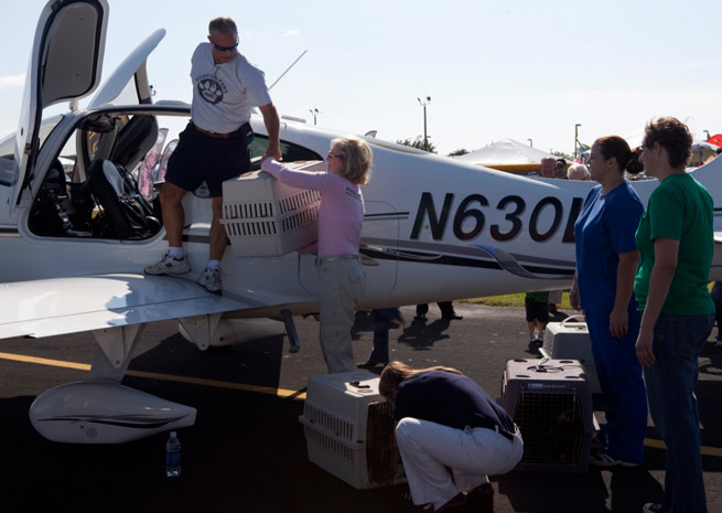 Grant applications open May 1 for the AOPA Foundation's Giving Back Program.
