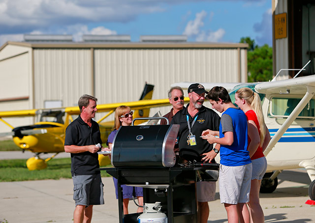 AOPA offers new benefits and resources for flying clubs.