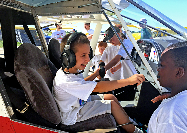 Zenith helps Cub Scouts jump into aviation.