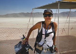 Sheila "Avi8rix" McCombe is a Canadian national who works as an air traffic controller in Dubai when she's not helping pilots at the counter-culture Burning Man festival in Nevada's desert. Photo by Chris Rose/AOPA