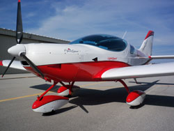 Piper Aircraft on The First Thing That Strikes You About The Pipersport Is Its Sleek