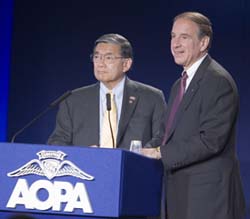 Transportation Secretary Norman Mineta and AOPA President Phil Boyer