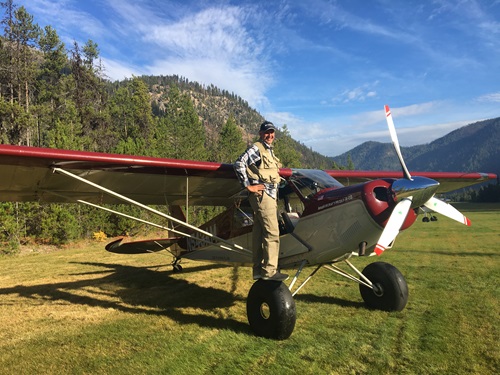 Aircraft Spotlight Backcountry Flying In The Aviat Husky A 1b Aopa