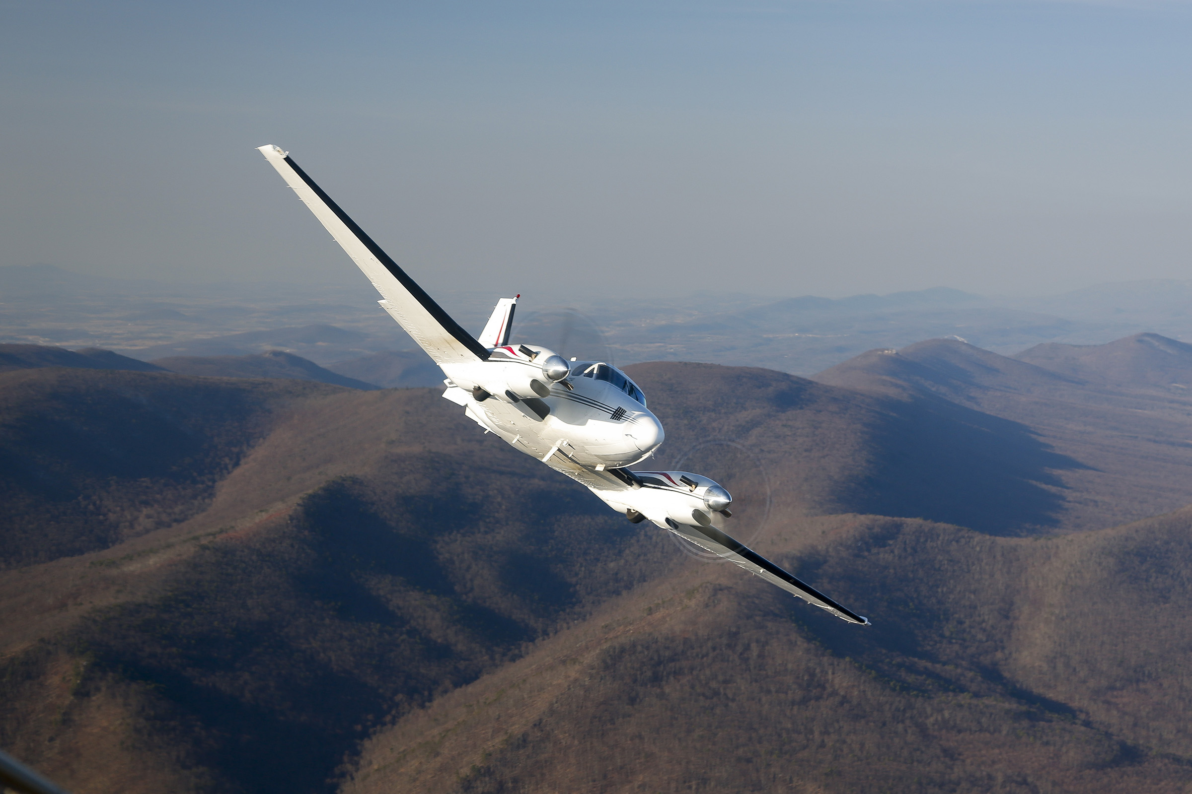 FlyOtto aims to entice charter customers with the perks of general aviation travel, including fewer restrictions and more flexibility. AOPA file photo.