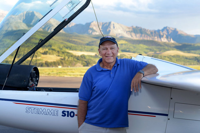 Robert B. "Glider Bob" Saunders. Photo by Marc Arnold.