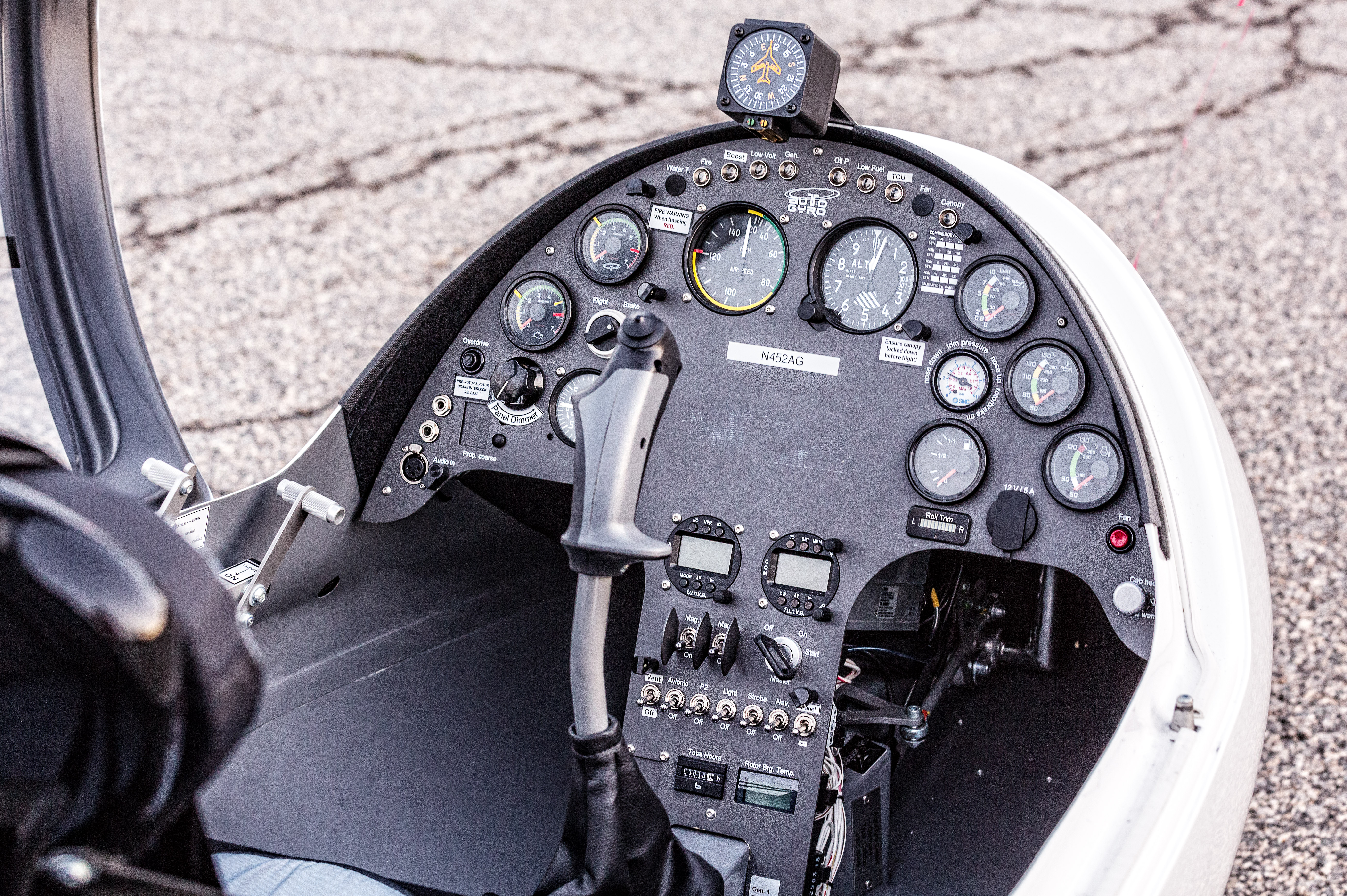 Panel of the turbocharged Calidus by AutoGryo, very similar to the normally aspirated Calidus panel.