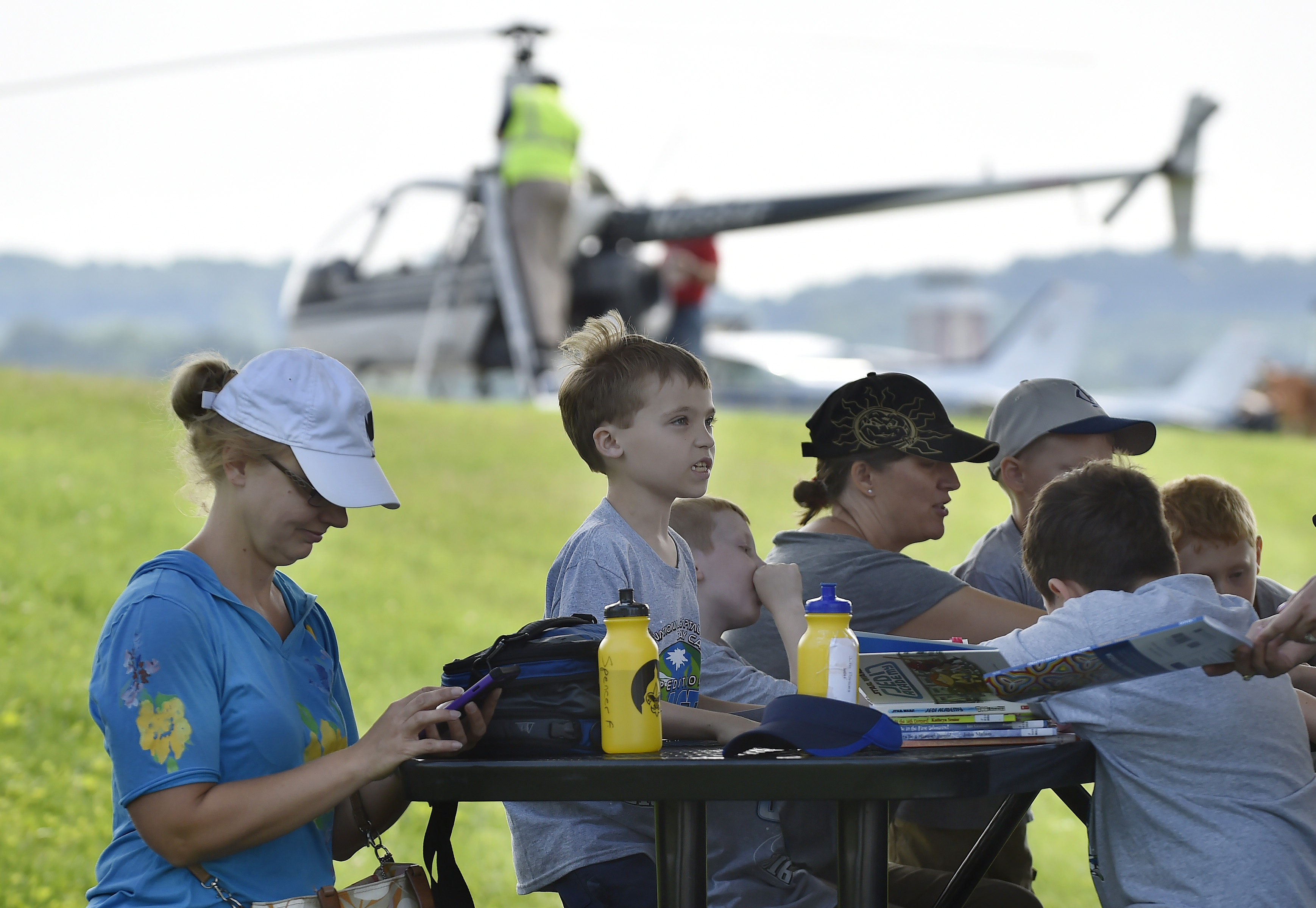 Scouts participate in camp at AOPA headquarters