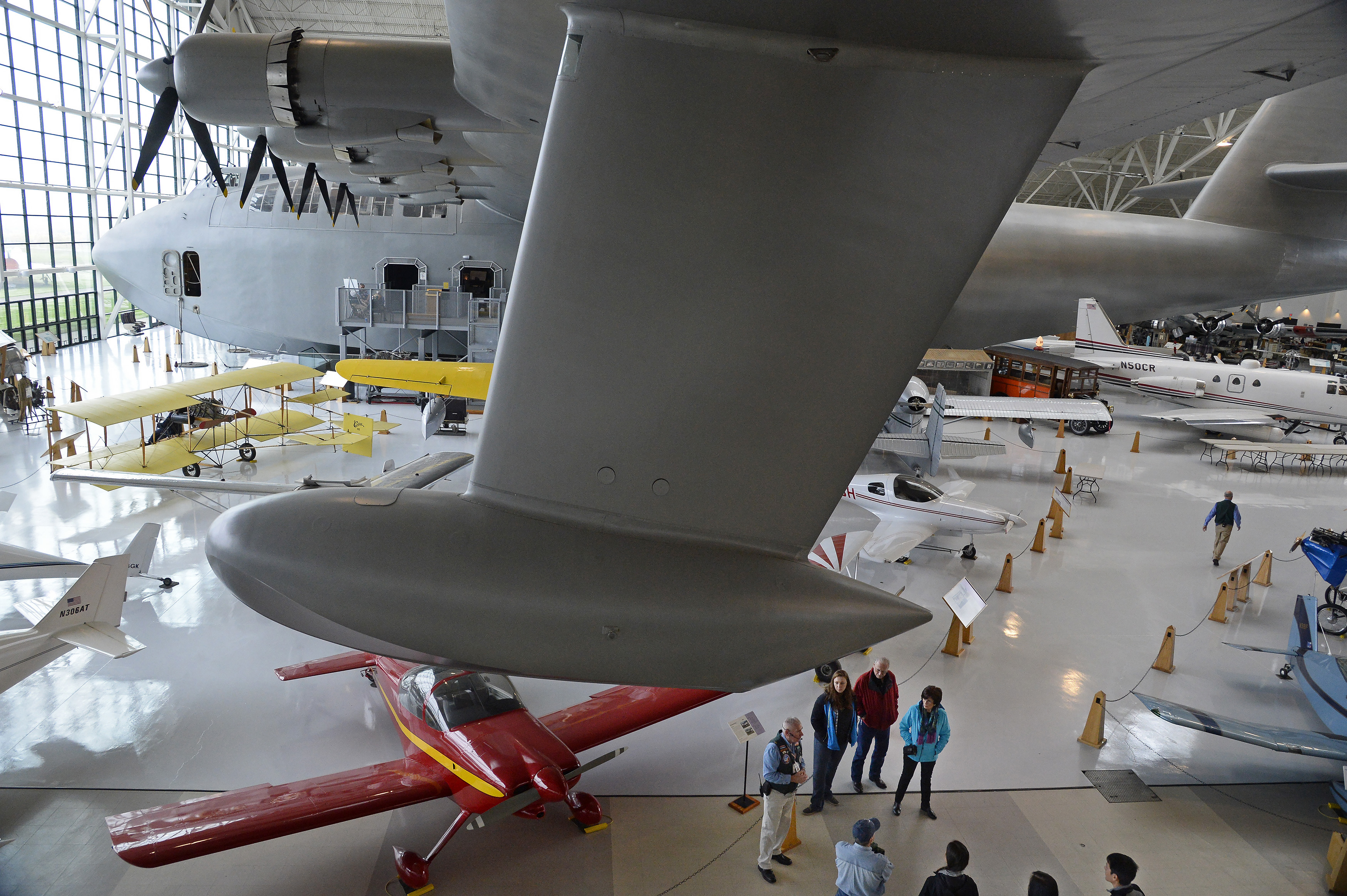 Inside the Spruce Goose - AOPA