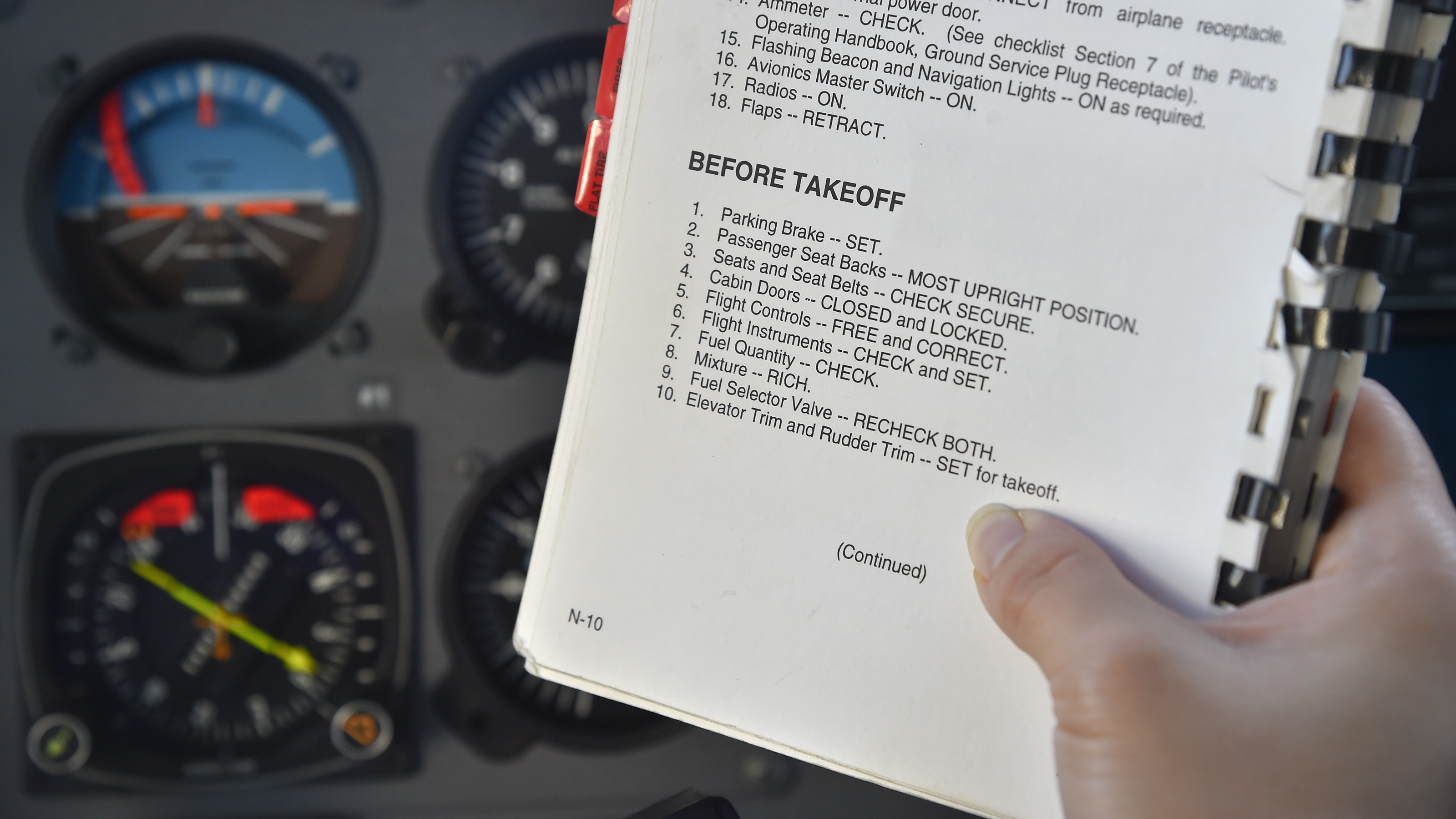 Preflight controls. Чеклист 737. Чек лист Boeing 737-800. Чек лист пилота. Чек лист Боинг 737 800 на русском.