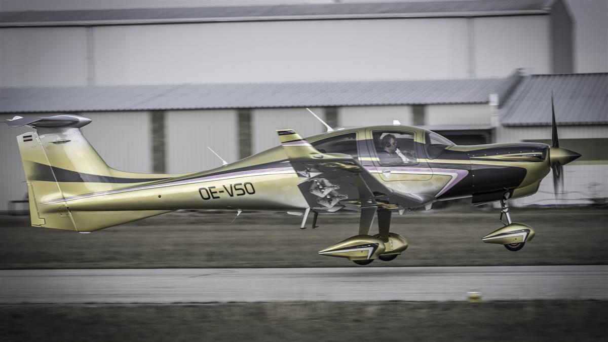 The DA50-V flown to AERO Friedrichshafen features a paint scheme designed by an artist who has alos painted Formula 1 cars. Photo courtesy of Diamond Aircraft. 