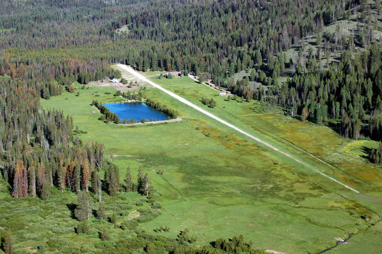 Unless you have an emergency, never fly straight in. Flying a pattern allows you to assess wind conditions and check the runway for obstructions such as people, other aircraft, or wildlife—especially important at backcountry airports. Photo by Crista Worthy.