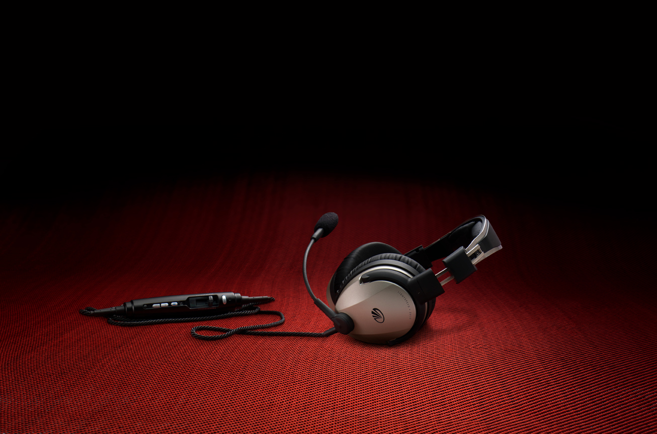 Lightspeed Aviation offers customers upgrade options AOPA