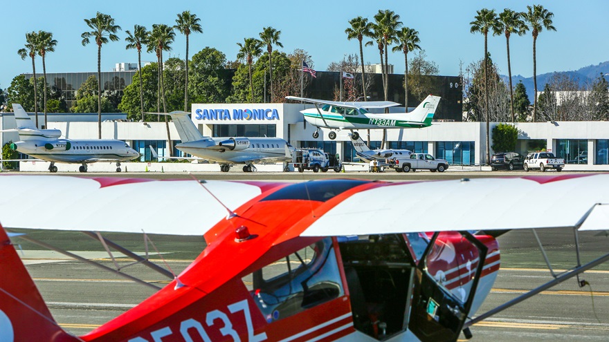 Santa Monica Municipal Airport is a busy Los Angeles International Airport reliever field, and it recently hosted a Disaster Airlift Response Team exercise. Photo by Roxanne Schorbach at Schorbach.com. Photo courtesy of Roxanne Schorbach.