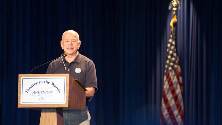 FAA Administrator Michael Huerta addresses an audience at EAA AirVenture July 27. Jim Moore photo.