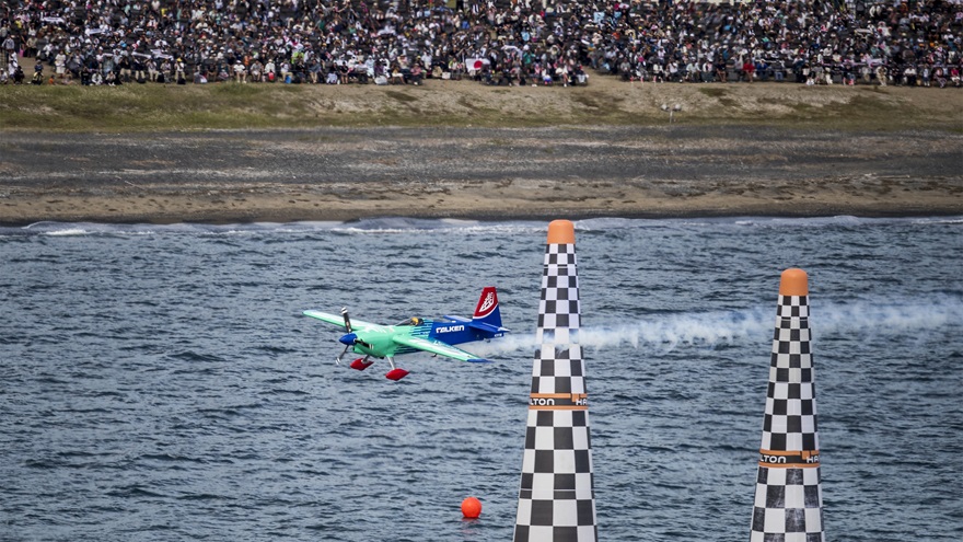 Yoshihide Muroya of Japan performs during the finals at the third stage of the Red Bull Air Race World Championship in Chiba, Japan on June 4, 2017. Photo by Samo Vidic/Red Bull Content Pool.