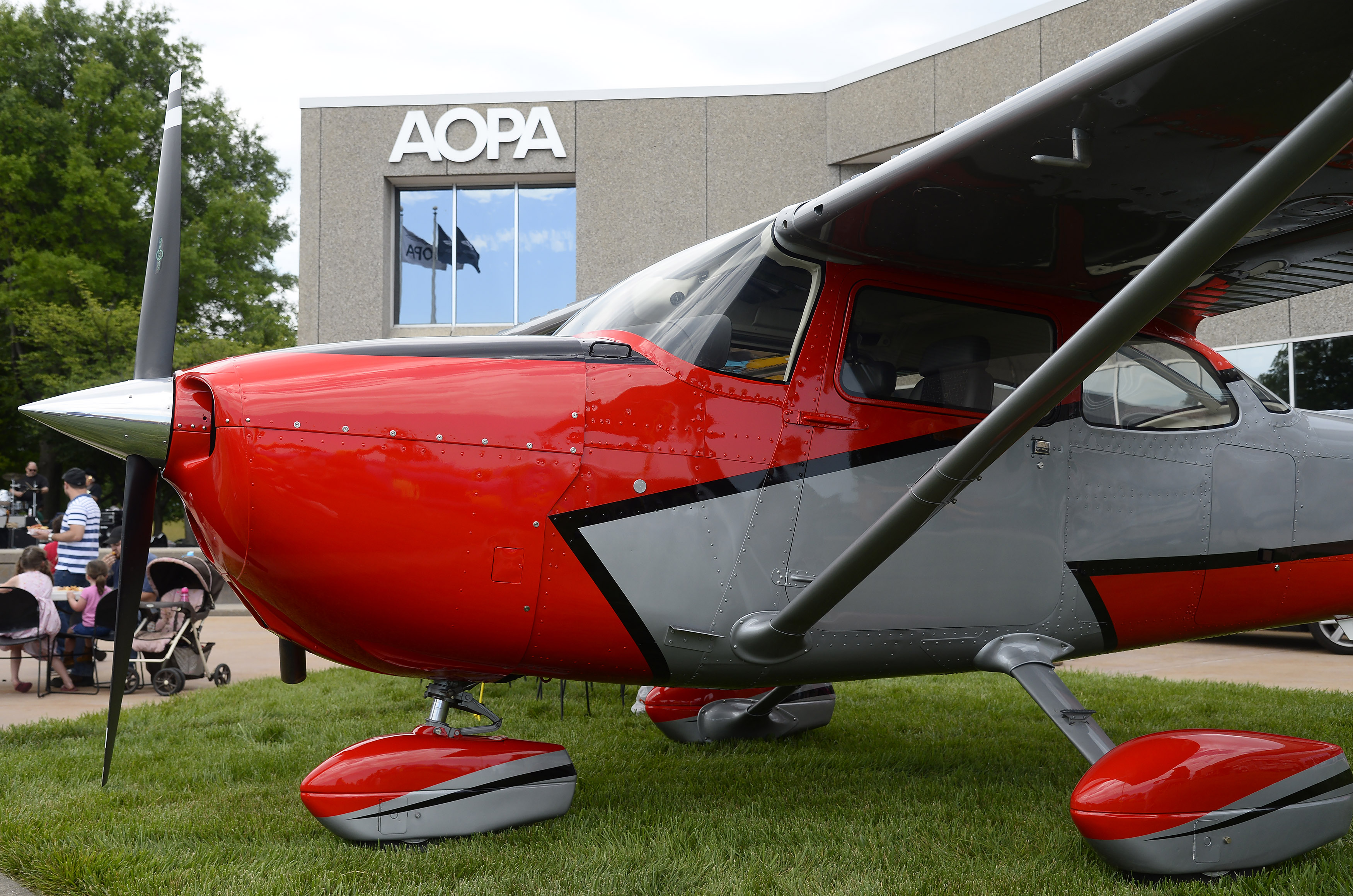 Wings 'n Wheels showcase doubles attendance AOPA