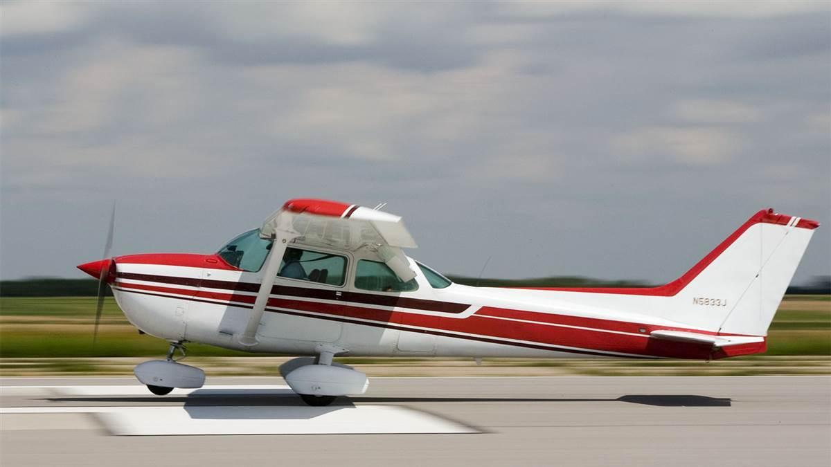 Training Tip: Taking on touch and goes - AOPA