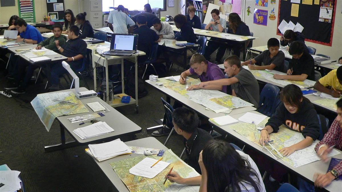 Giving Kids Wings Flight Academy uses simulator, ground, and sailplane training to teach aviation concepts to high school youth. Photo courtesy of Giving Kids Wings Flight Academy.