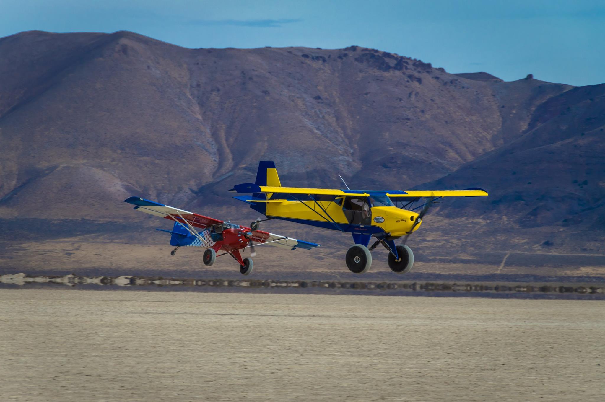High Sierra FlyIn Desert drag racing—with airplanes AOPA