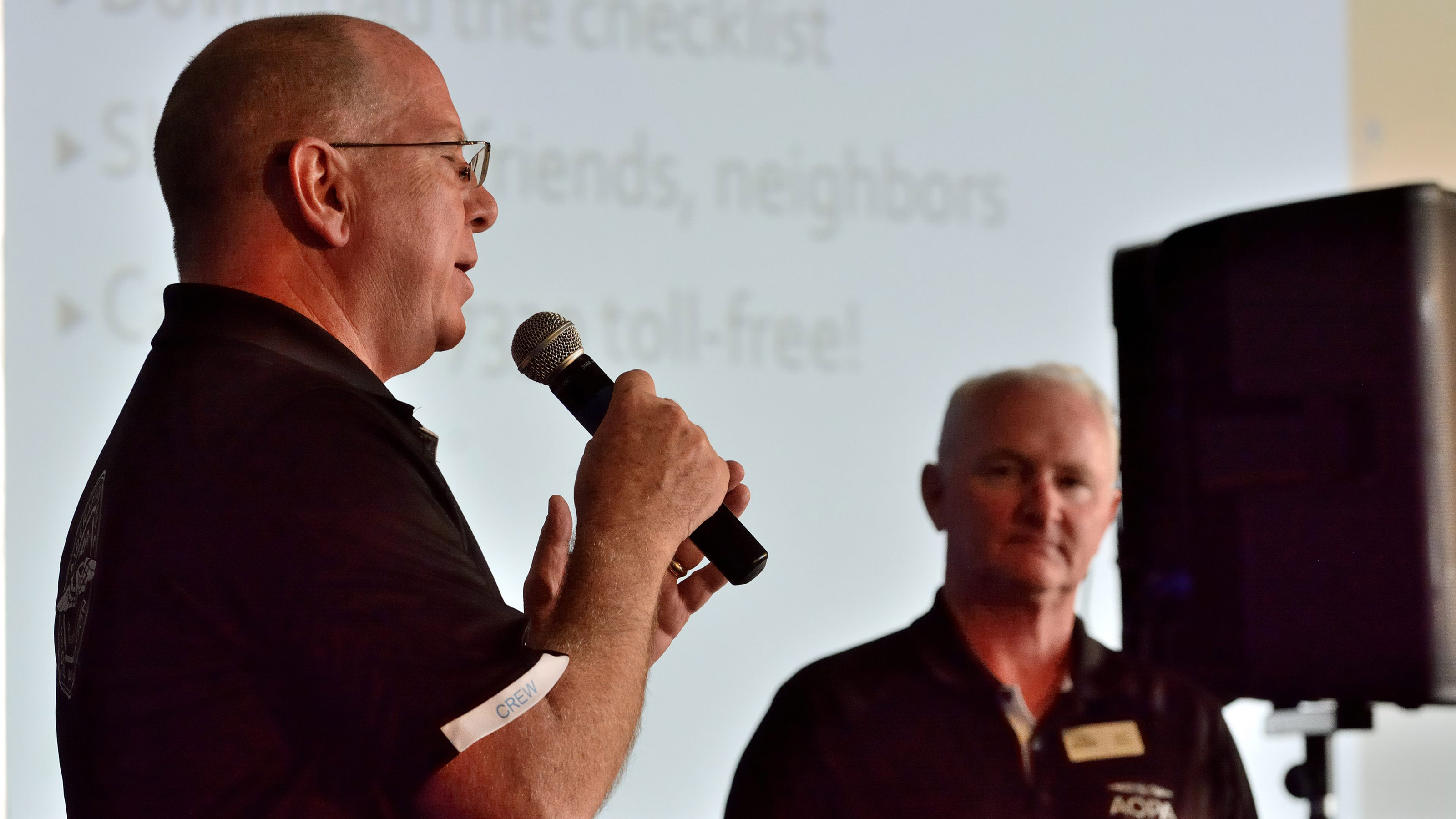 During Mark Baker's Pilot Town Hall on Saturday afternoon at AOPA's 2017 Norman Fly-In, AOPA Senior Vice President for Government Affairs and Advocacy Jim Coon, left, provides an update on legislation that would privatize the air traffic control system. Photo by Mike Collins.