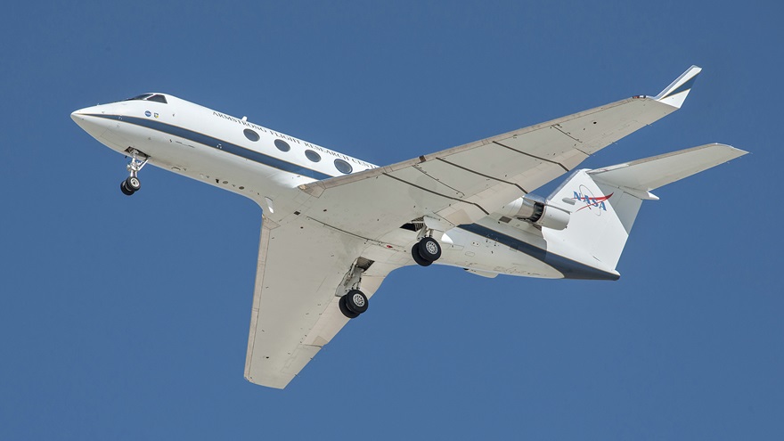A NASA Gulfstream G-III tested noise-reducing flaps and landing gear modifications at NASA’s Armstrong Flight Research Center in California. NASA photo by Ken Ulbrich.