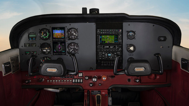 The Garmin GFC 500. Photo courtesy of Garmin.