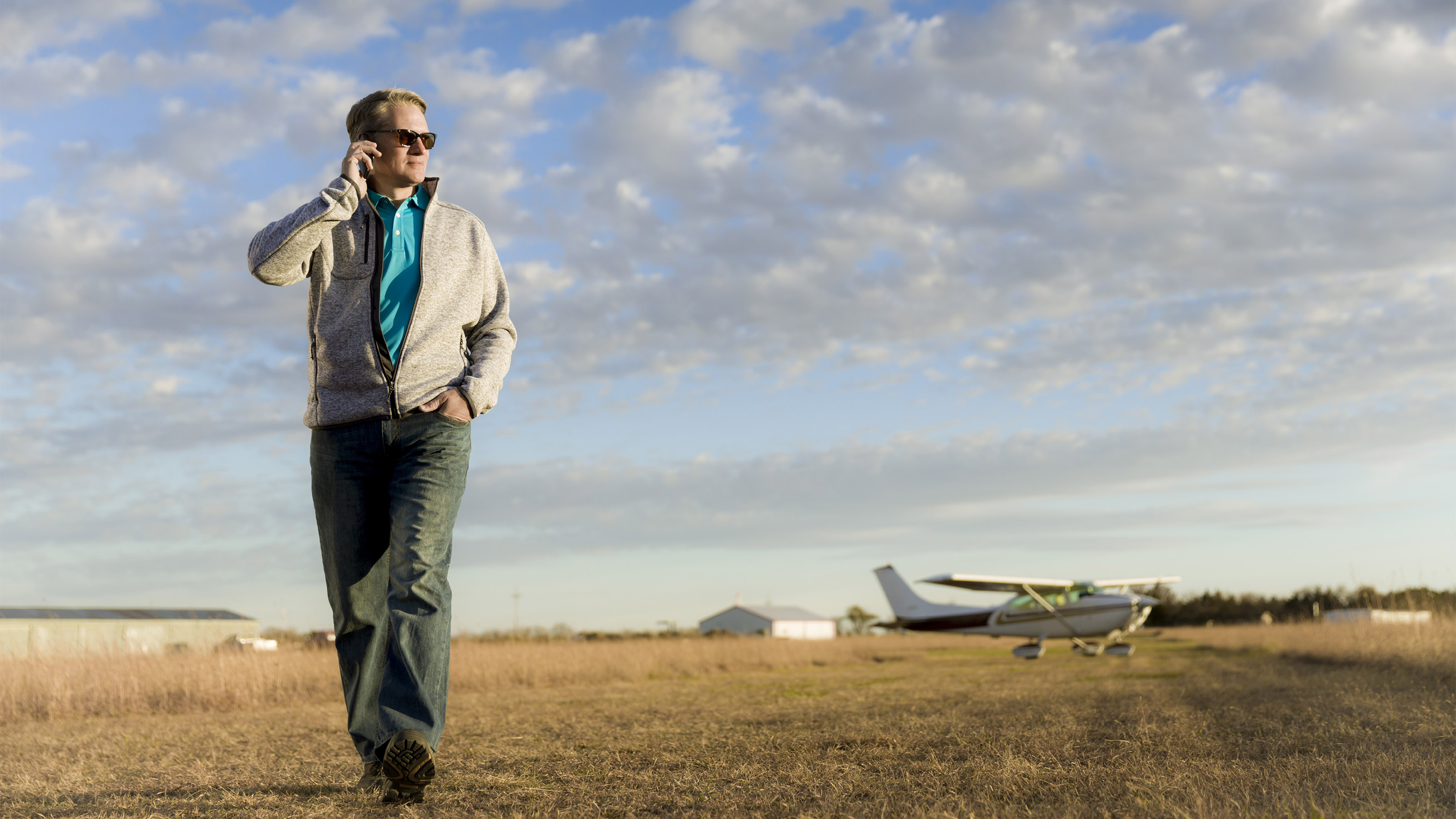 Leidos is asking pilots to give feedback on their telephone and online weather-briefing services. Photo by Mike Fizer.