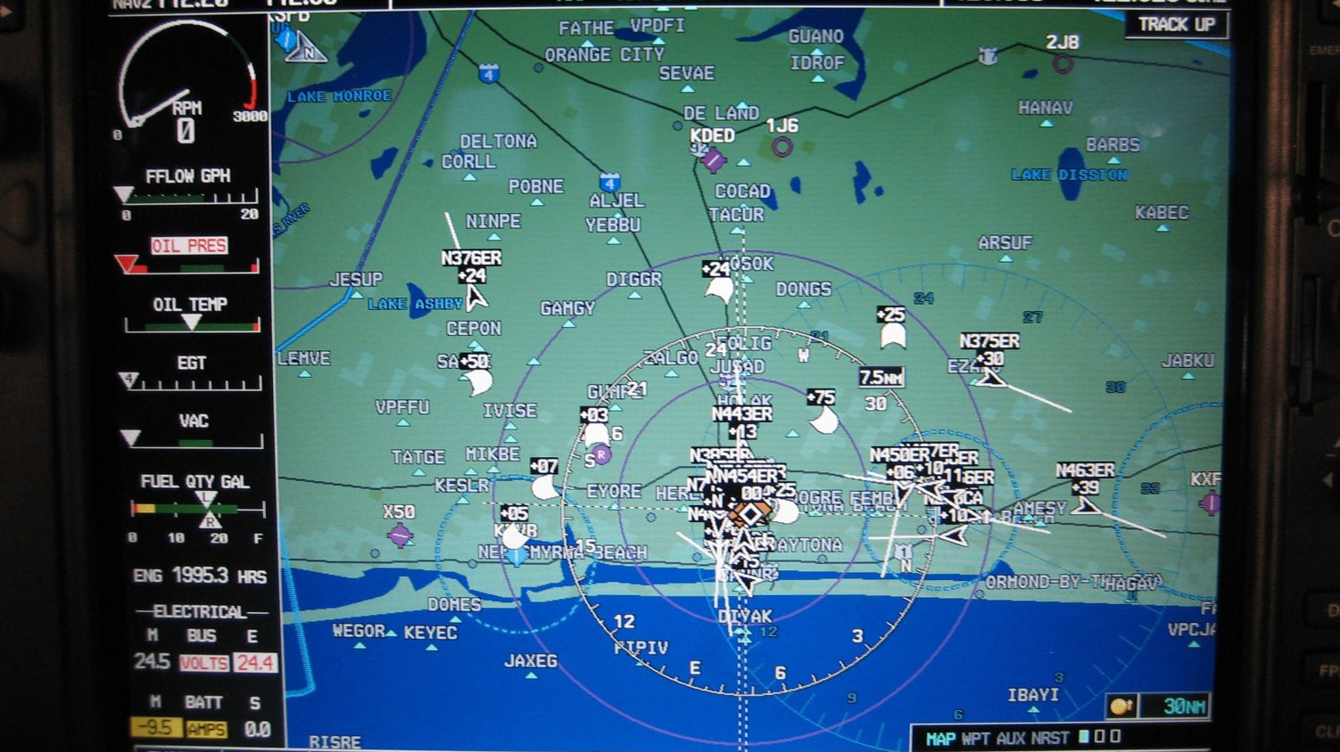 The ADS-B display screen indicates the density of traffic in and around the Daytona Beach International Airport, highlighting the need for traffic awareness. Photo courtesy of Embry-Riddle Aeronautical University. 