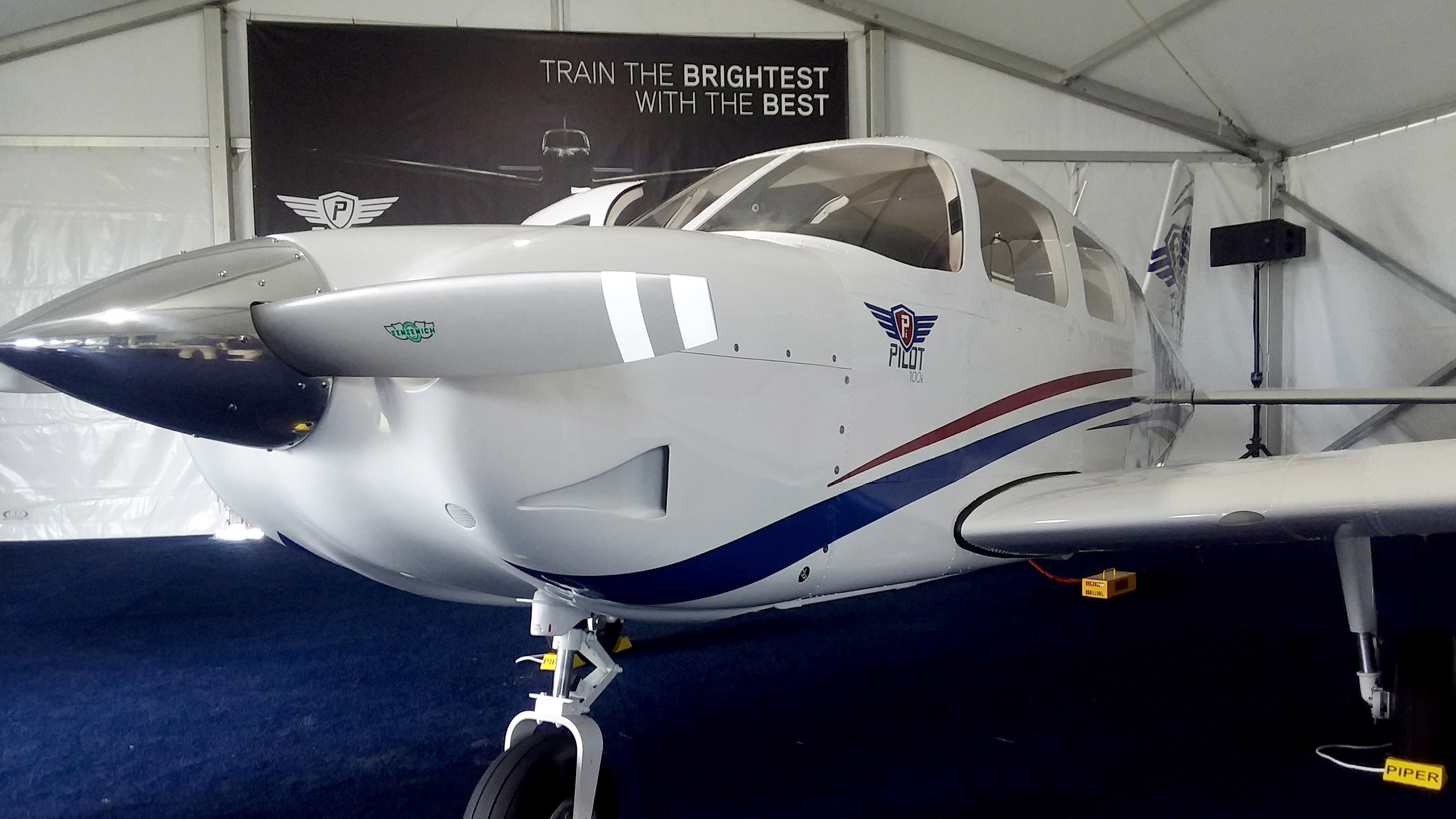 Piper Unveils New Trainers Aopa