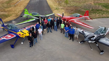 Game Composites hired and trained local residents to build the GameBird in Bentonville, Arkansas. For many it is their first aviation industry experience. Photo courtesy of Game Composites. 
