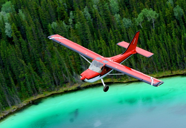 Students from Hayesville High School in Hayesville, North Carolina, will help build a Glasair Sportsman like this one in June. (Photo courtesy of Glasair.)