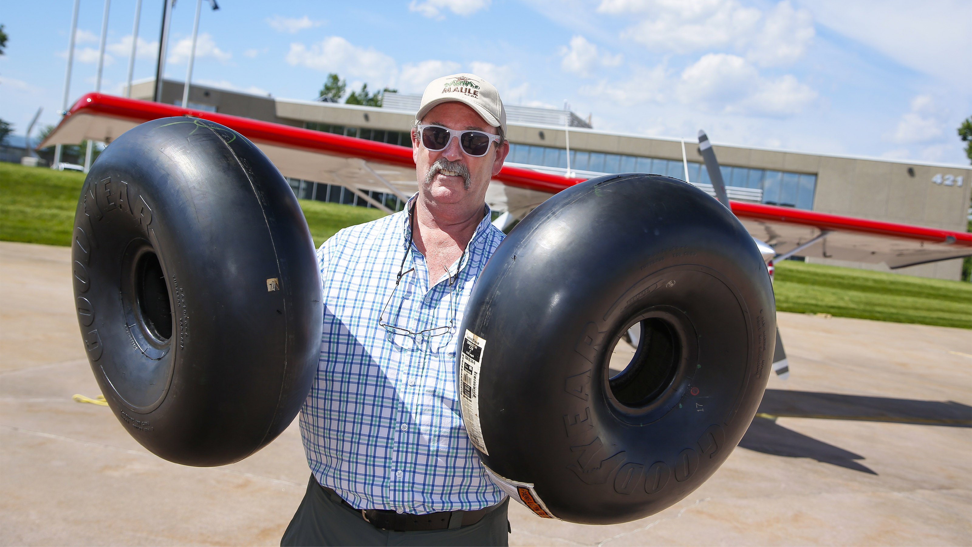 Gary Smith of Monrovia, Maryland, won a set of tundra tires through AOPA’s 2019 Goodyear Tundra Tire Sweepstakes at the AOPA Fly-In in Frederick, Maryland. Pilots can enter the sweepstakes at AOPA's two other fly-ins this year. Photo by Chris Rose.