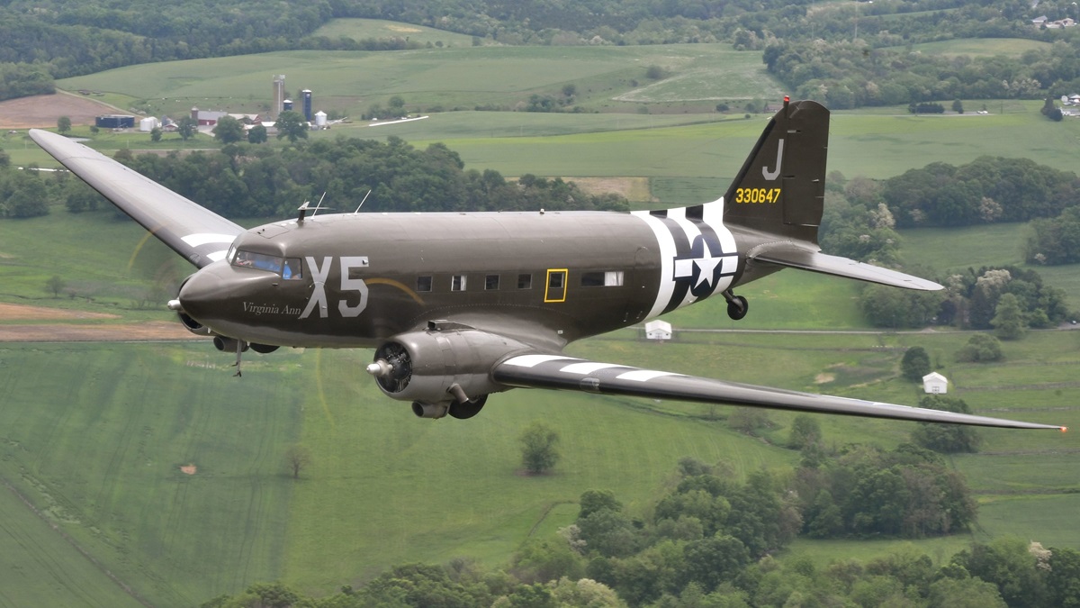 World War II aircraft at AOPA Fly-In