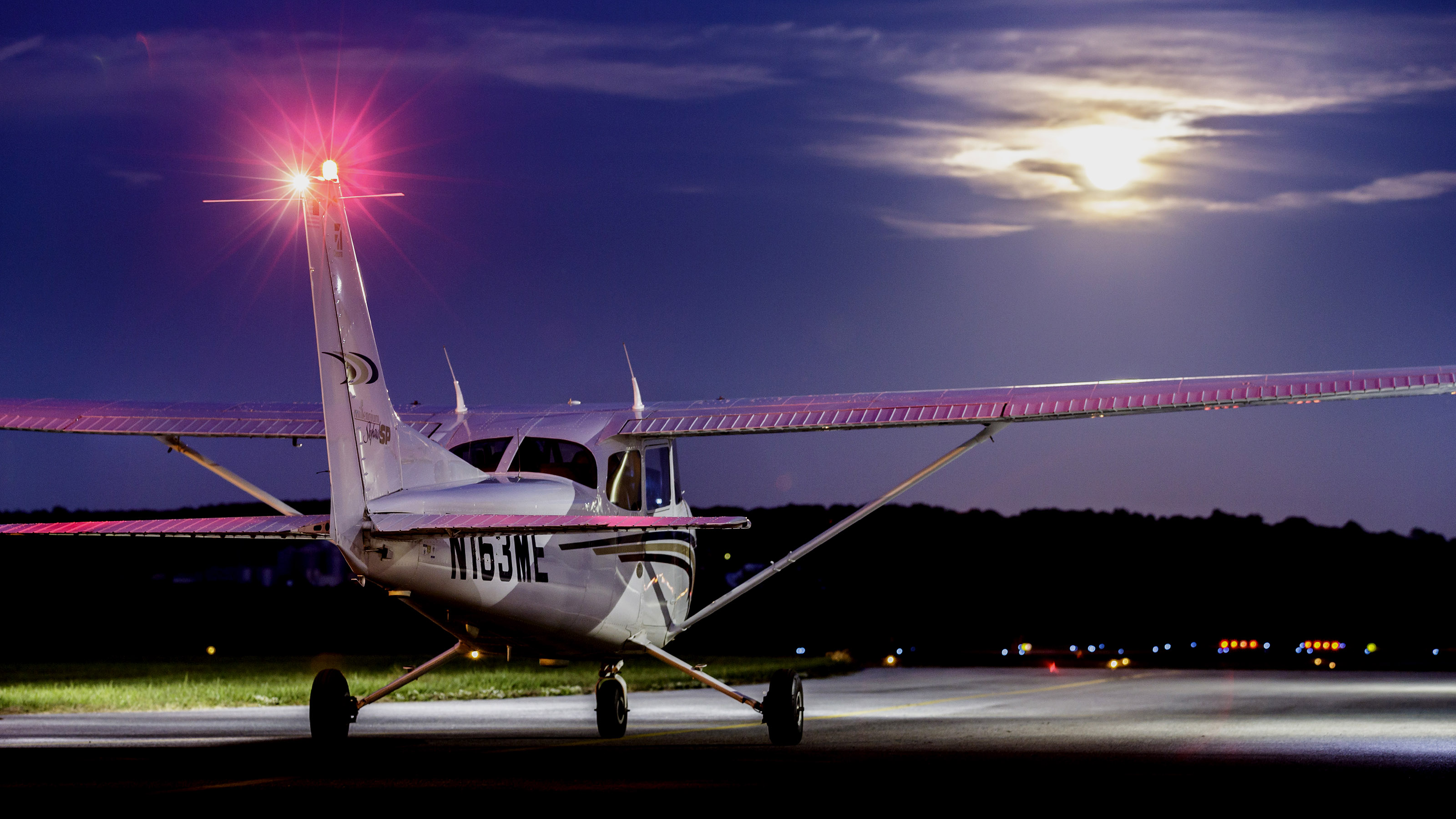 Sometimes the traffic you're looking for isn't what you expect. Photo by Mike Fizer.