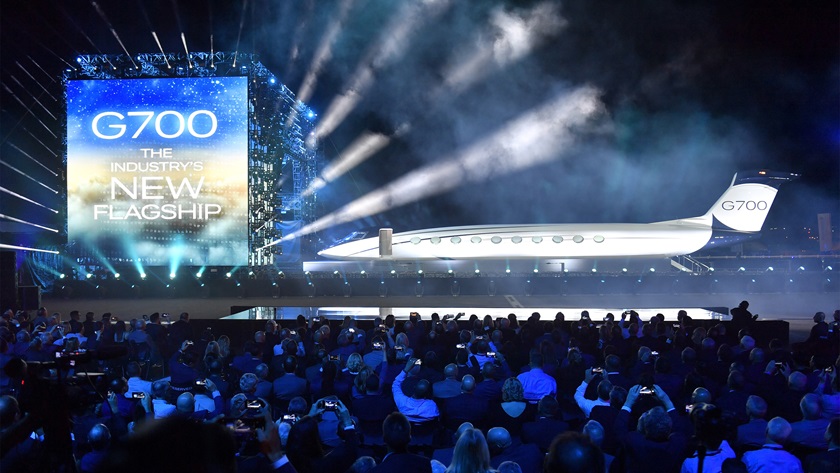 The G700 reveal. Photo by Mark Wagner.