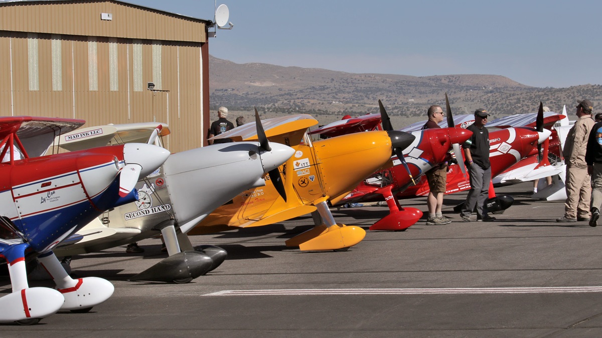Sanders, Findlay win Reno - AOPA