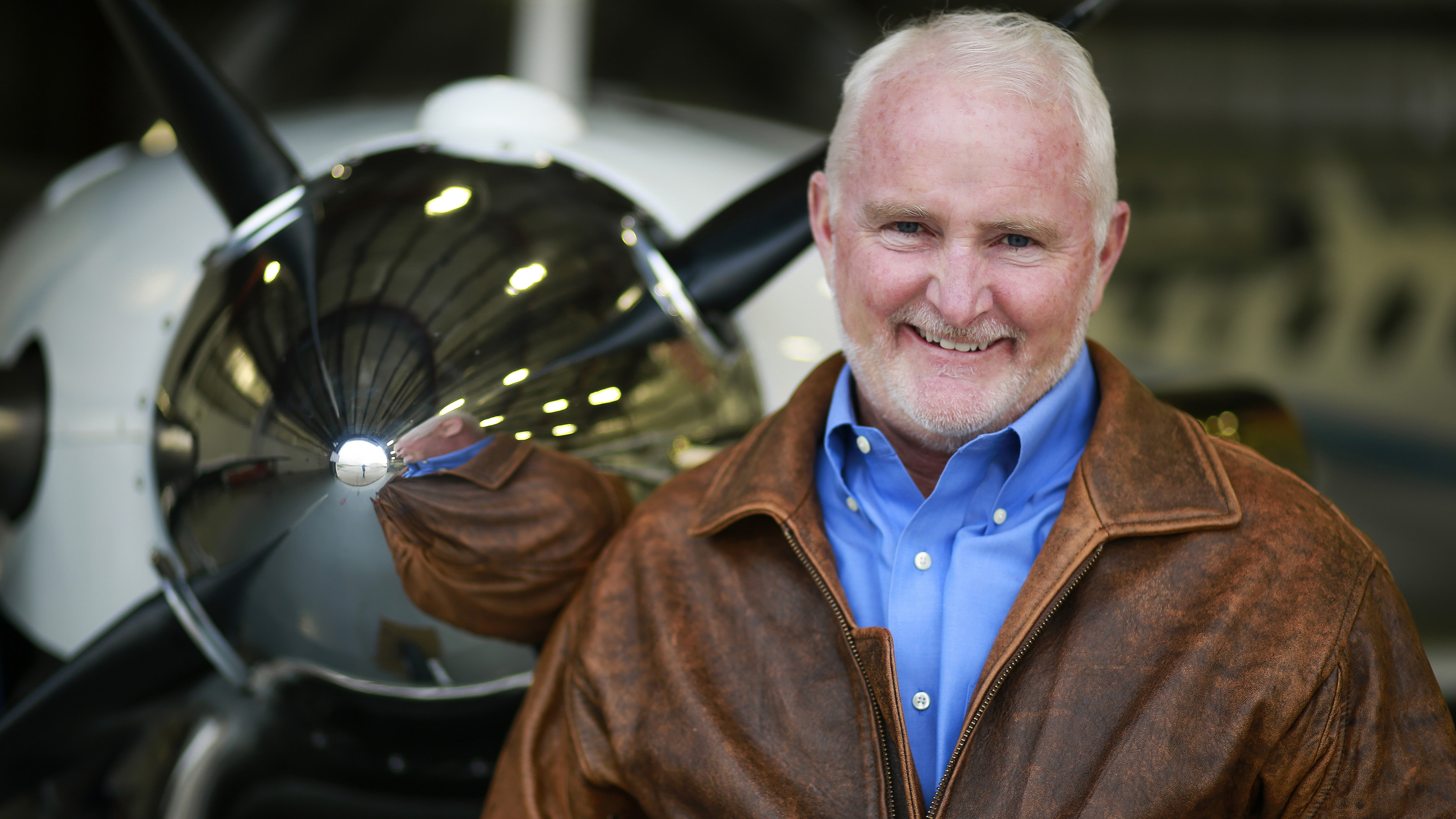 Join AOPA President Mark Baker for a livestream chat