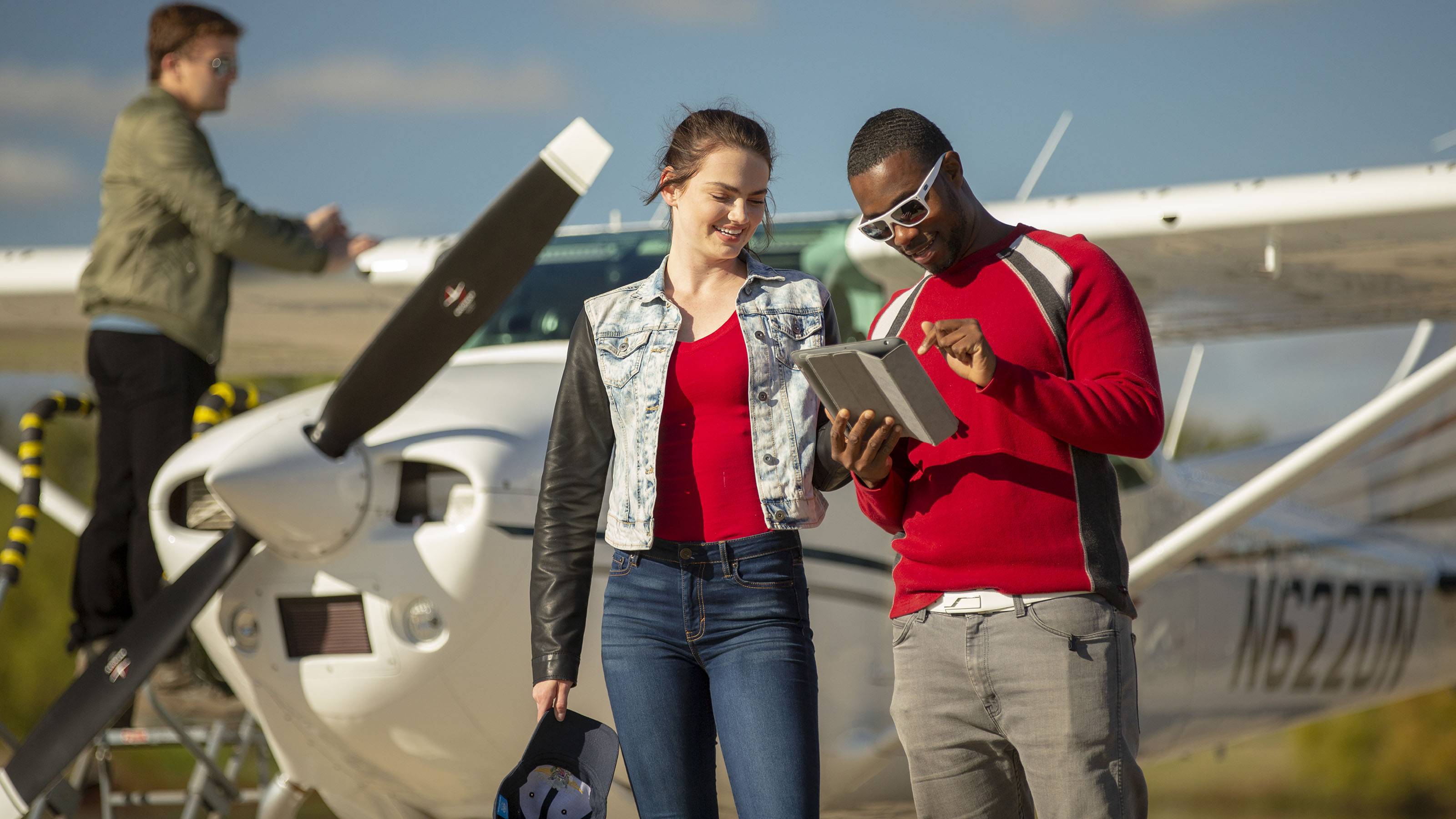 AOPA flight training scholarship application window open AOPA