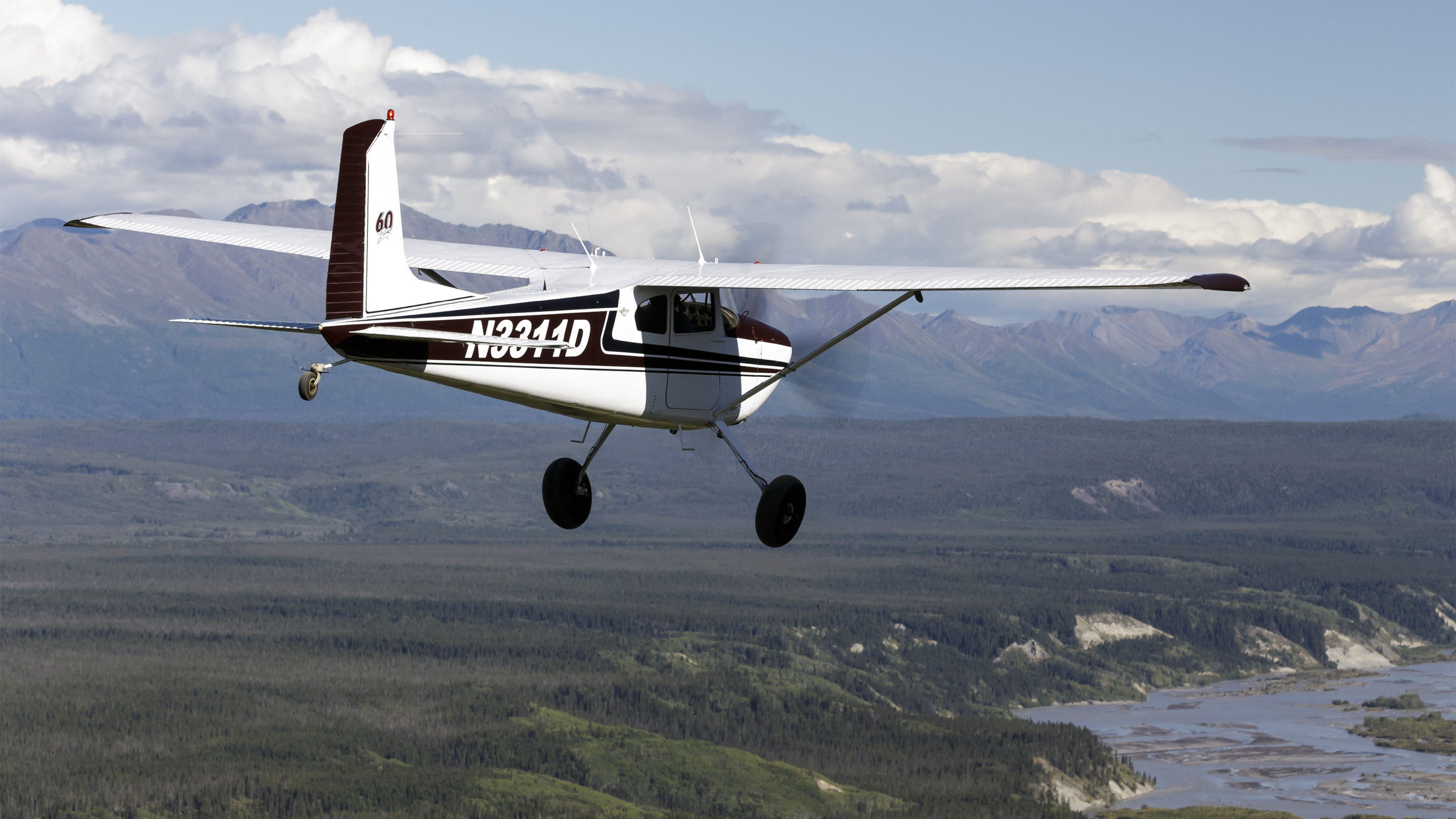 What Alaska pilots want as briefing technology evolves