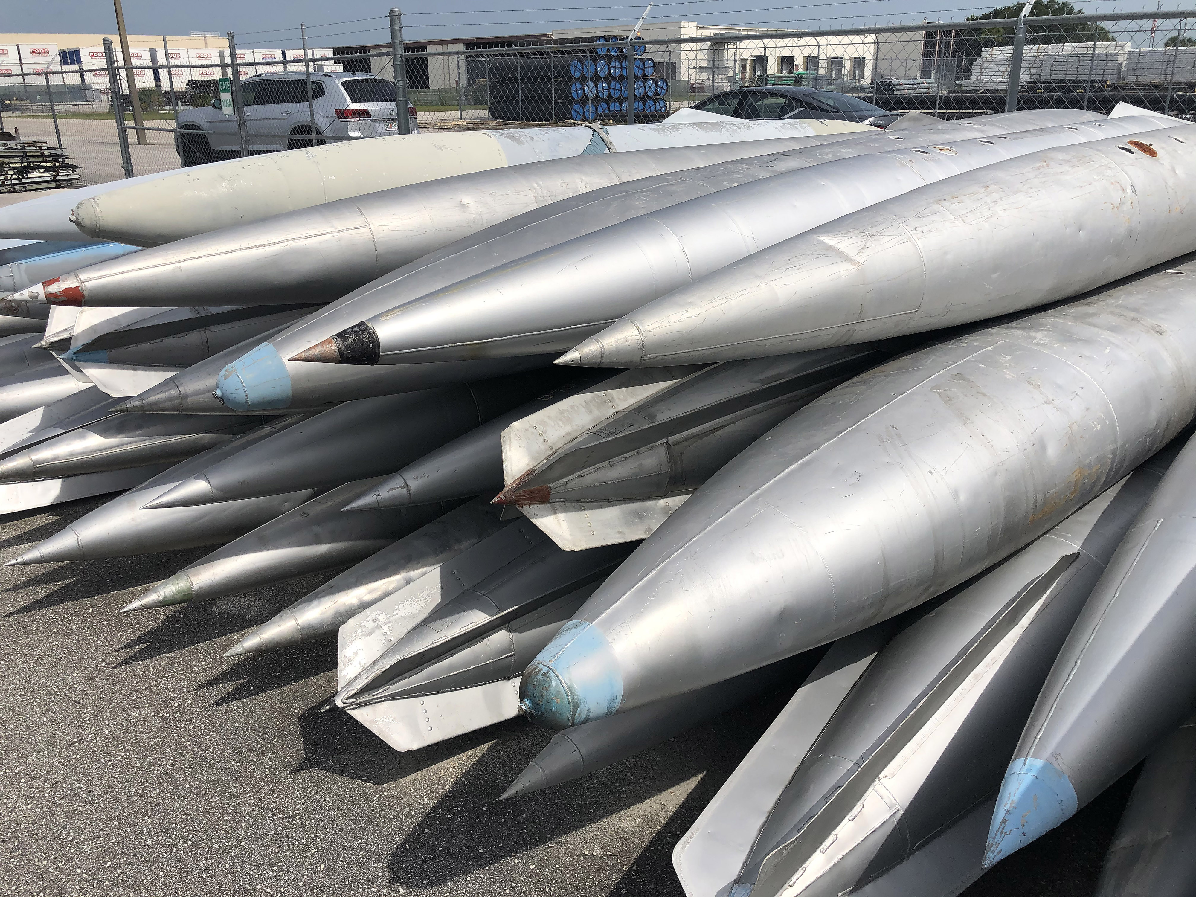 Two MiG–21s to converge on Miami aviation museum - AOPA